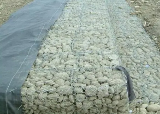 मेष आकार 60x80 मिमी रेनो गेबियन गद्दा उच्च शक्ति के लिए समर्थन संरचनाओं