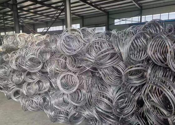 हल्के रॉकफॉल प्रोटेक्शन नेट जो अधिकतम रॉकफॉल रक्षा सुनिश्चित करते हुए आसान स्थापना और रखरखाव प्रदान करता है