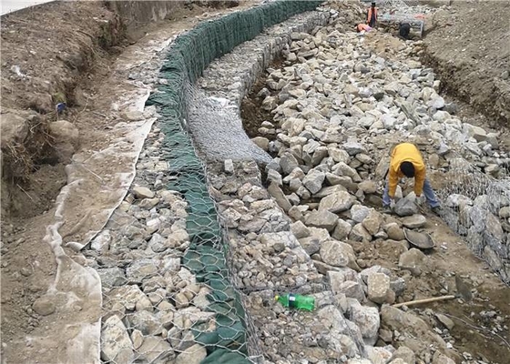 नदियों और तटबंधों की सुरक्षा के लिए जस्ती हेक्सागोनल गैबियन बास्केट