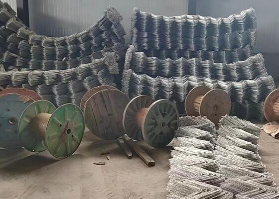 हल्के रॉकफॉल प्रोटेक्शन नेट जो अधिकतम रॉकफॉल रक्षा सुनिश्चित करते हुए आसान स्थापना और रखरखाव प्रदान करता है