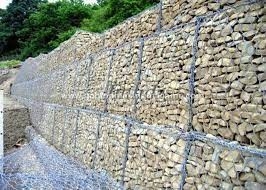 अनुकूलन योग्य 50-280g/m2 जिंक लेपित वेल्डेड मेष Gabions के साथ तन्यता शक्ति 380-550N/mm2